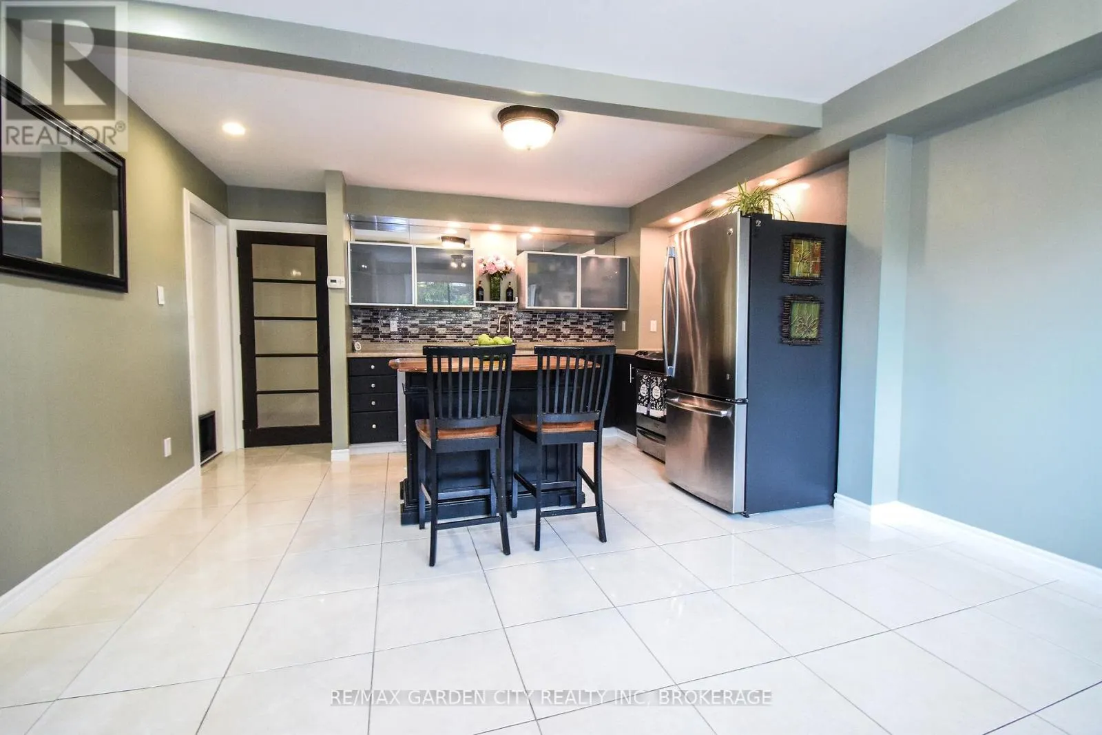 37 - 185 DENISTOUN STREET, #37