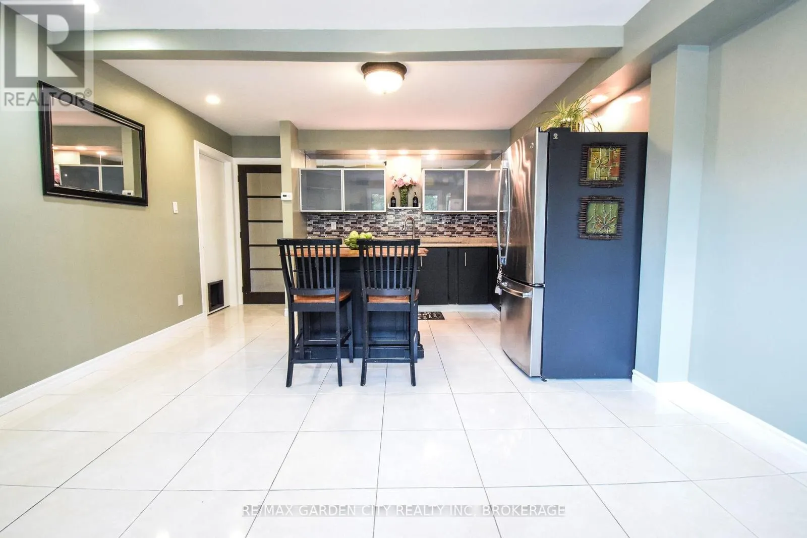 37 - 185 DENISTOUN STREET, #37