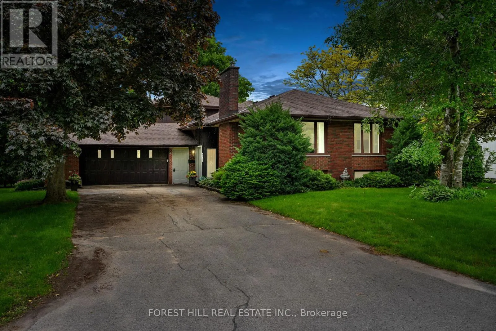 285 COTTONWOOD DRIVE