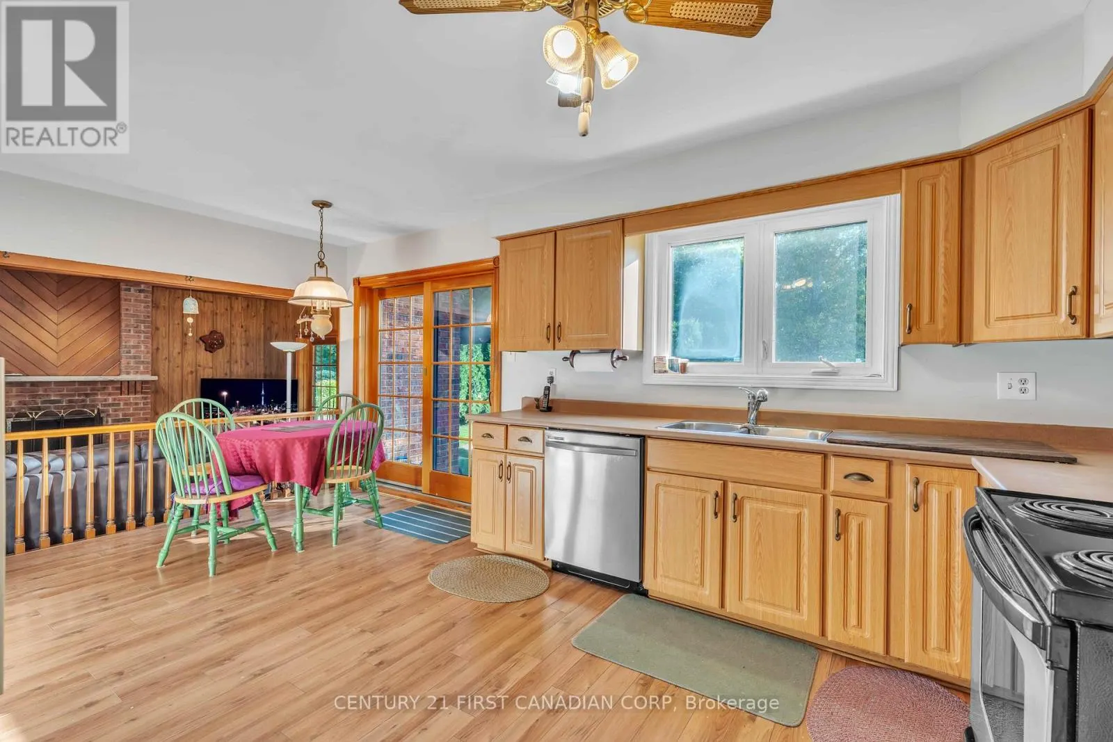 33 FOURWINDS ROAD