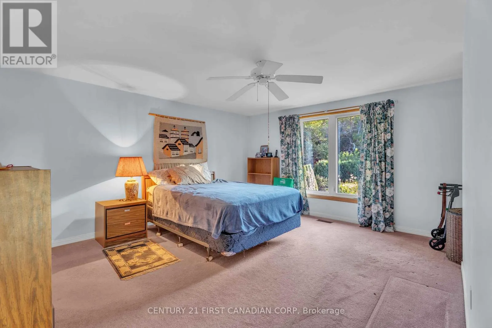 33 FOURWINDS ROAD