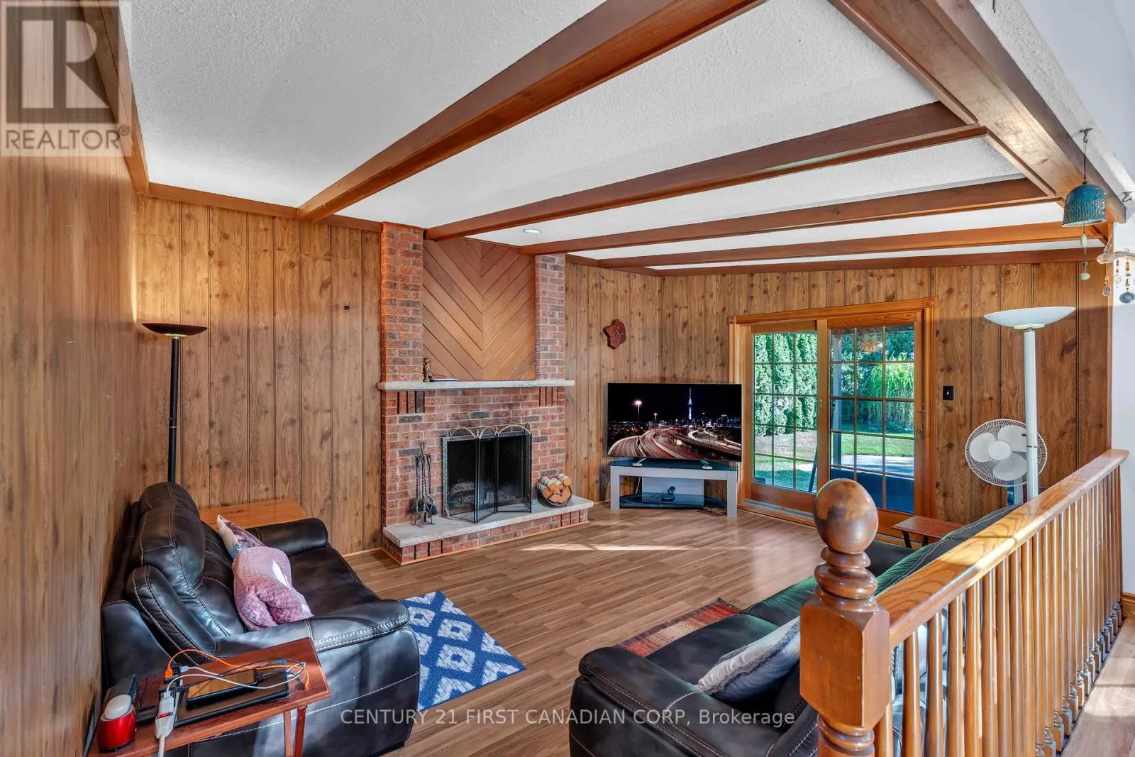 33 FOURWINDS ROAD