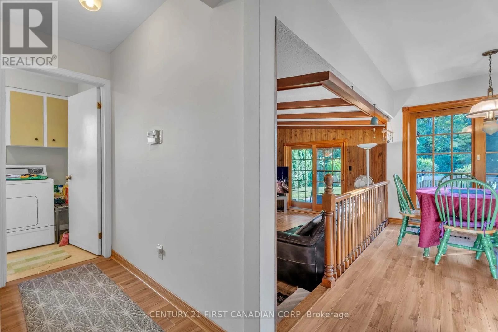 33 FOURWINDS ROAD