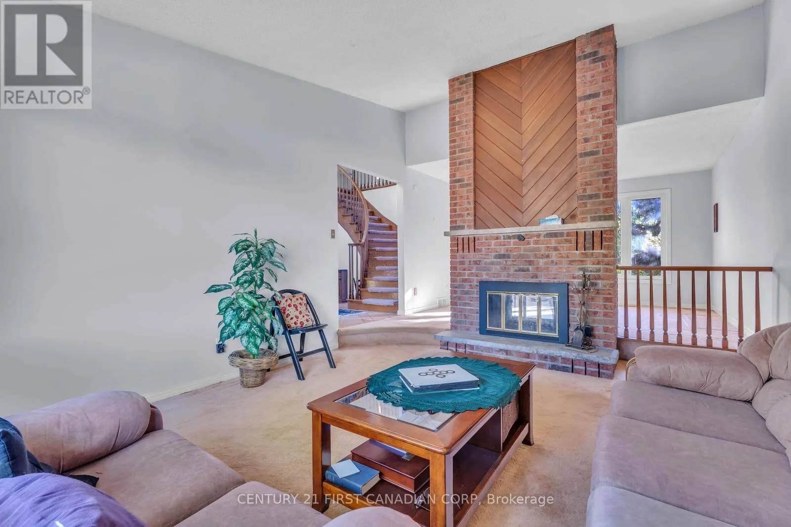 33 FOURWINDS ROAD
