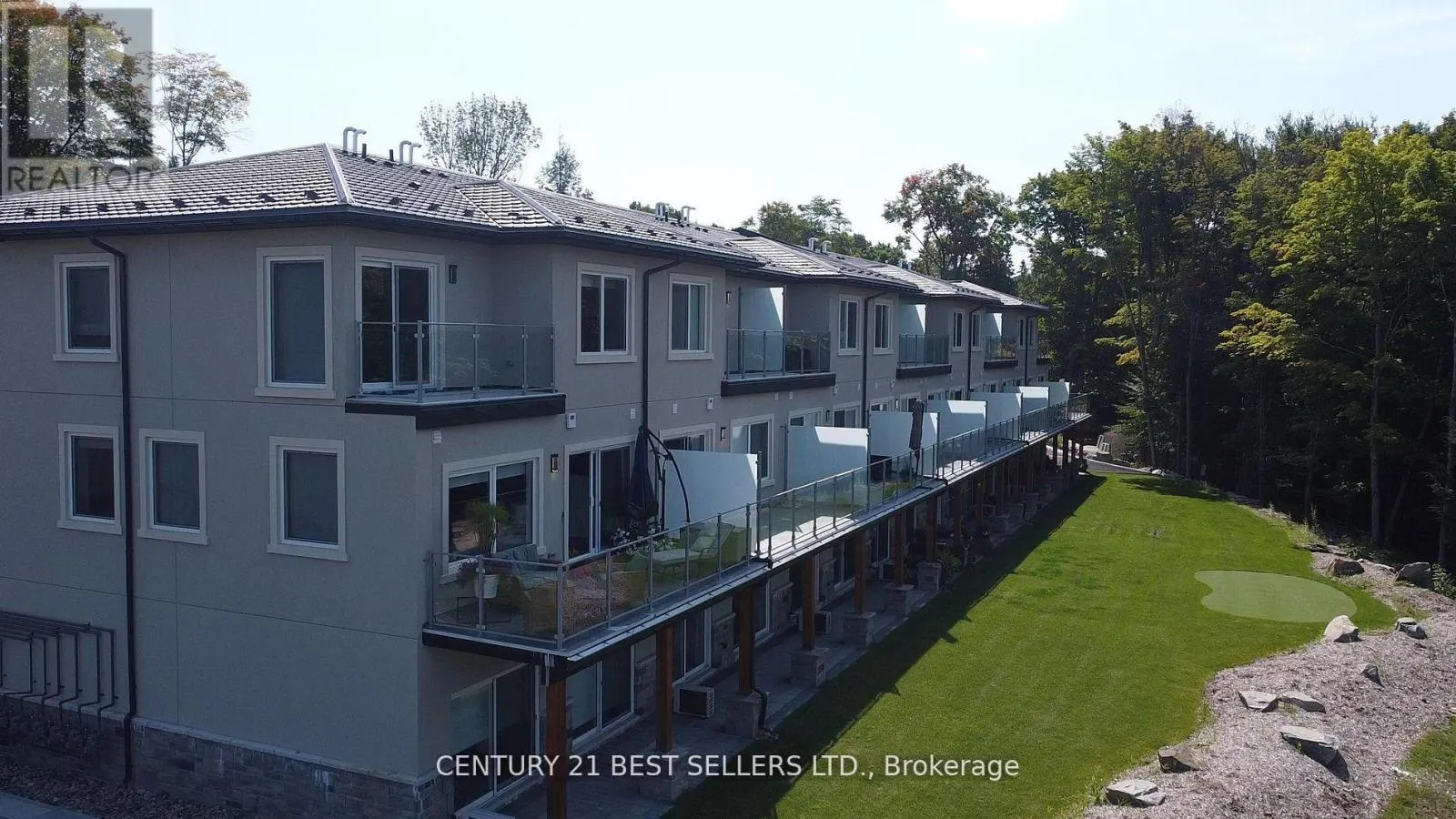 11 HORIZON LANE