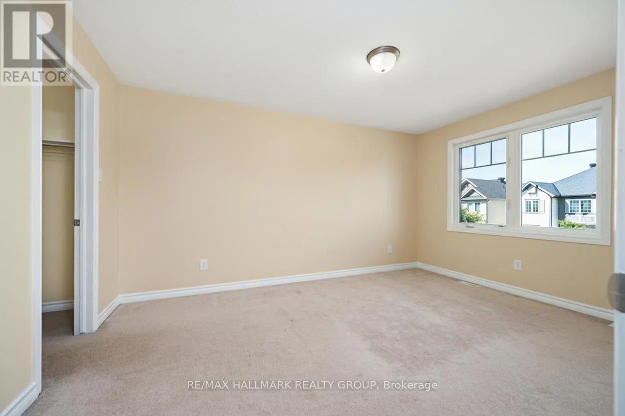 601 FOXLIGHT CIRCLE