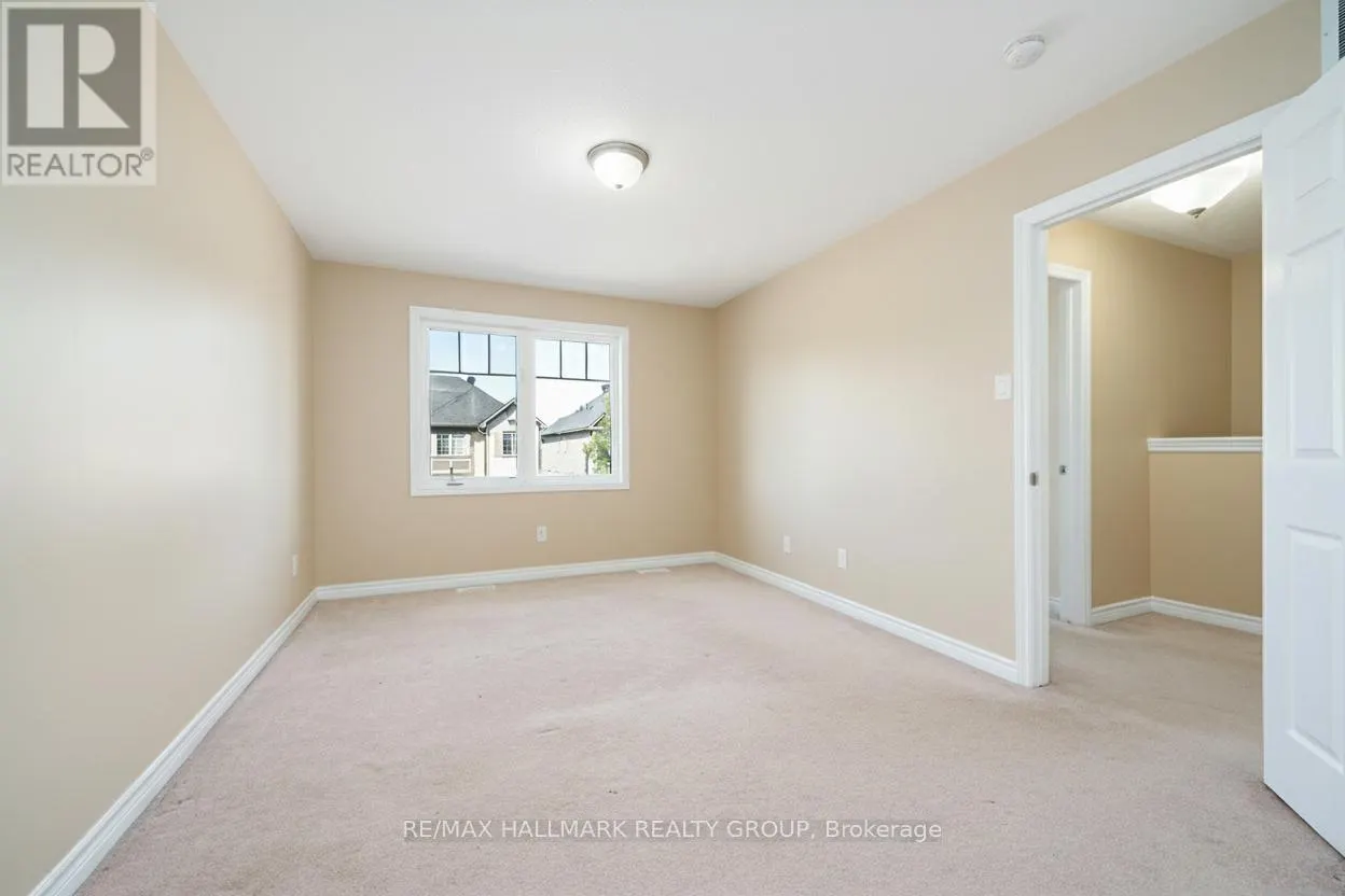 601 FOXLIGHT CIRCLE