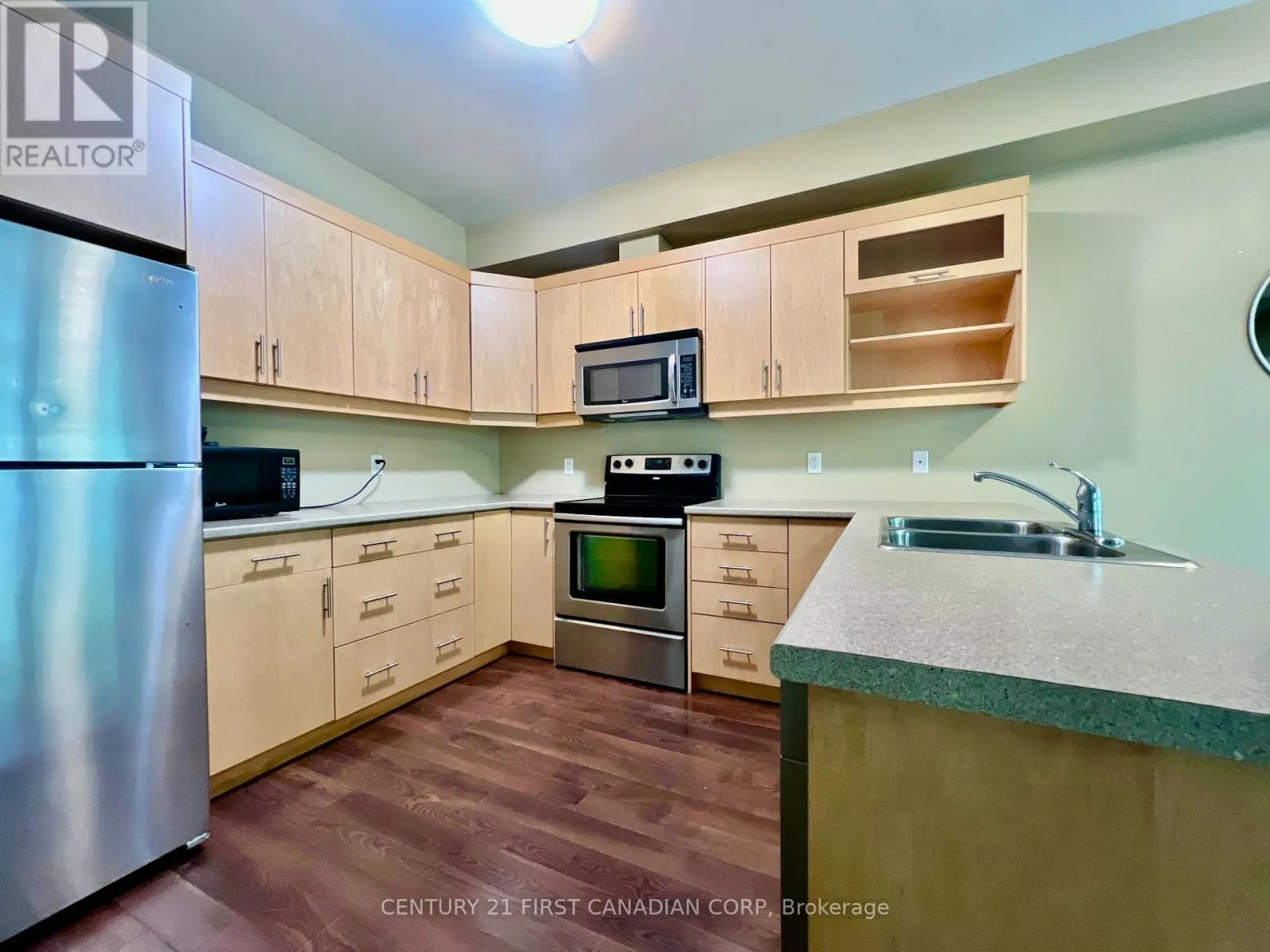 45 - 112 NORTH CENTRE ROAD, #45