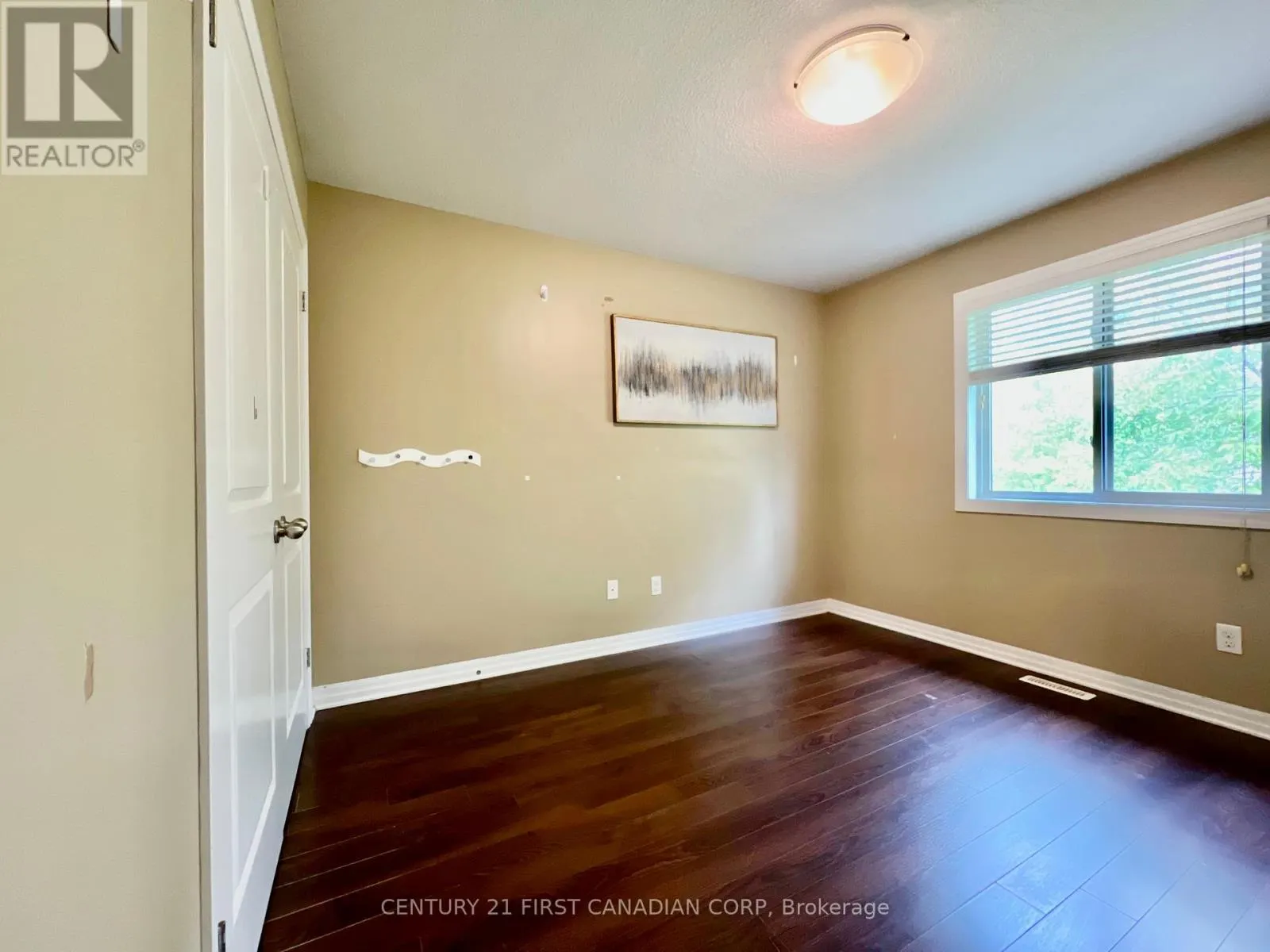 45 - 112 NORTH CENTRE ROAD, #45