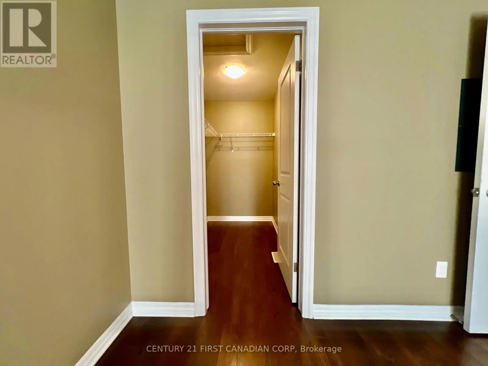 45 - 112 NORTH CENTRE ROAD, #45