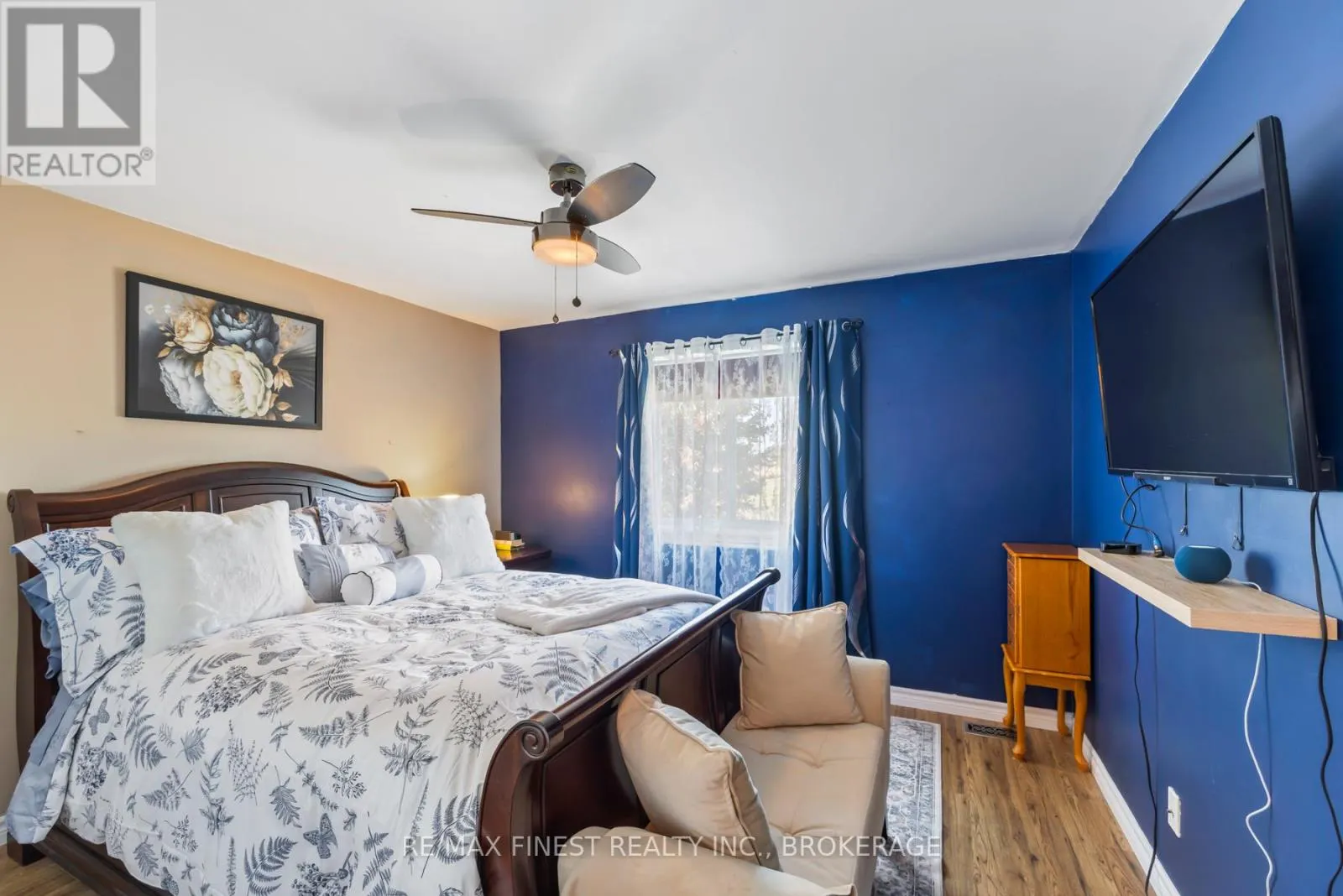 99 MCKEOWN CRESCENT