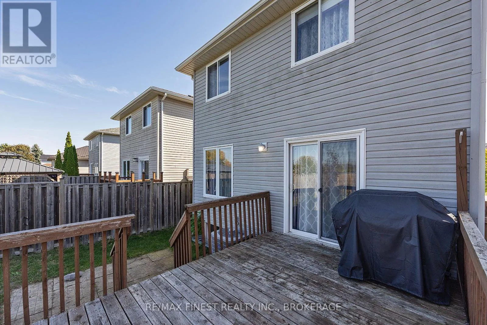 99 MCKEOWN CRESCENT