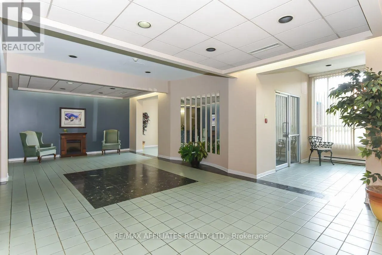 407 - 330 CENTRUM BOULEVARD