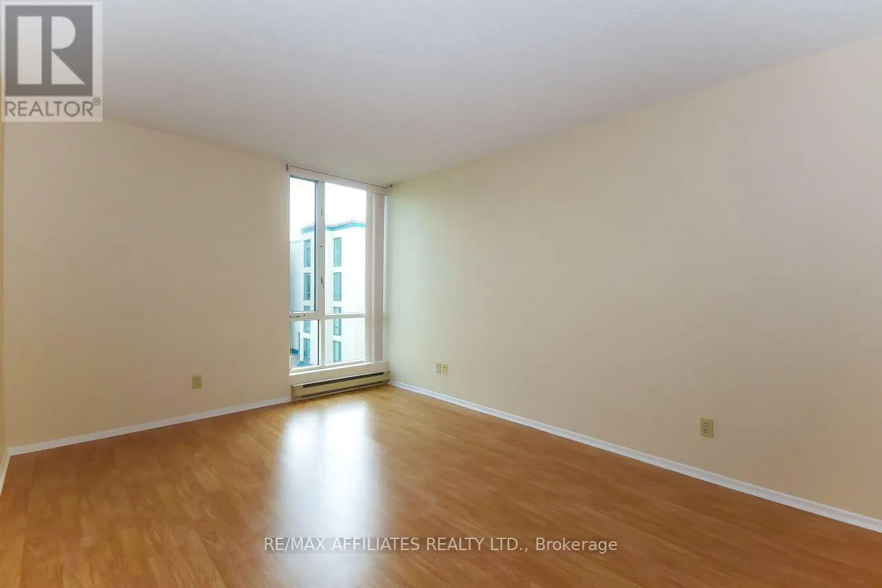 407 - 330 CENTRUM BOULEVARD