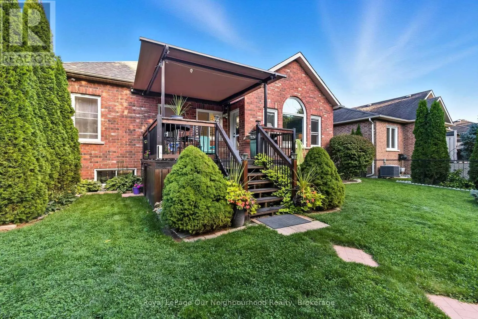 465 FOOTE CRESCENT