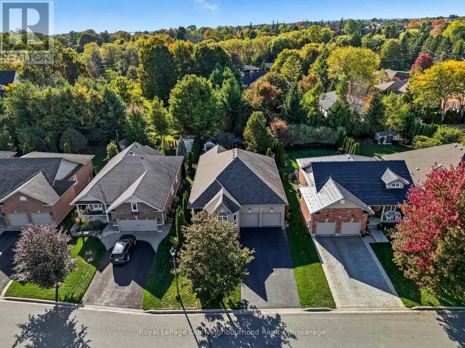 465 FOOTE CRESCENT