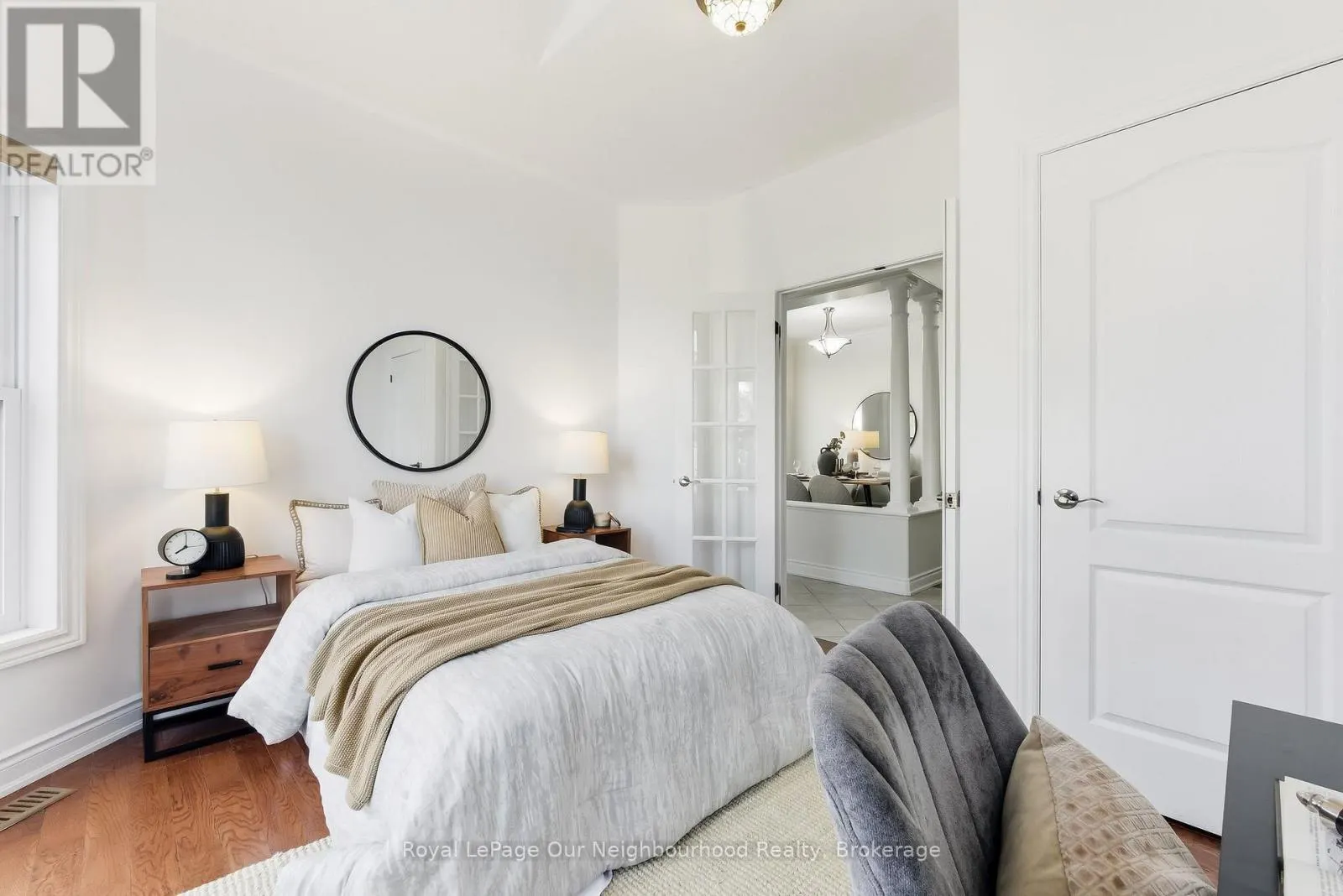 465 FOOTE CRESCENT
