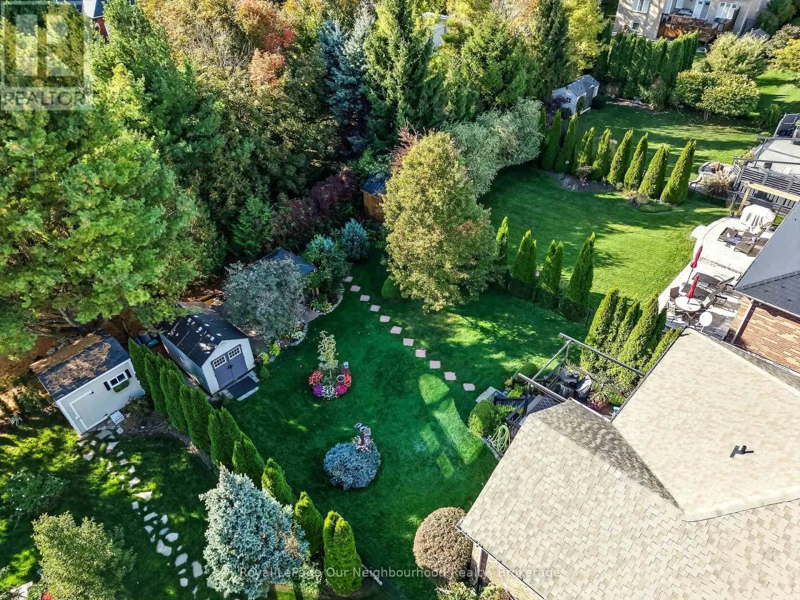 465 FOOTE CRESCENT