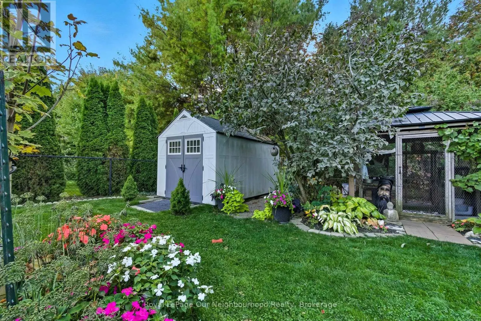 465 FOOTE CRESCENT