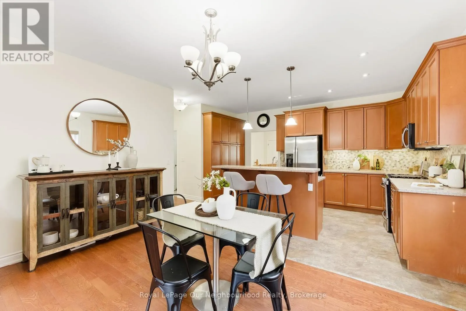 465 FOOTE CRESCENT