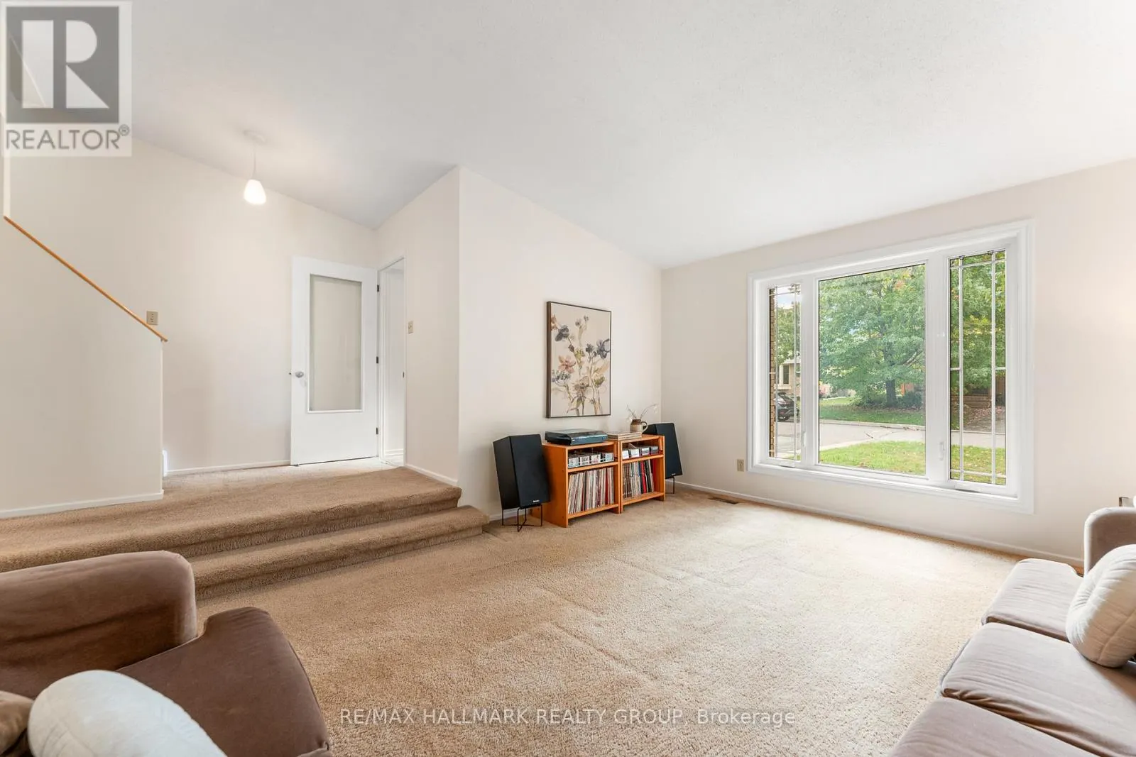 1075 AVIGNON COURT