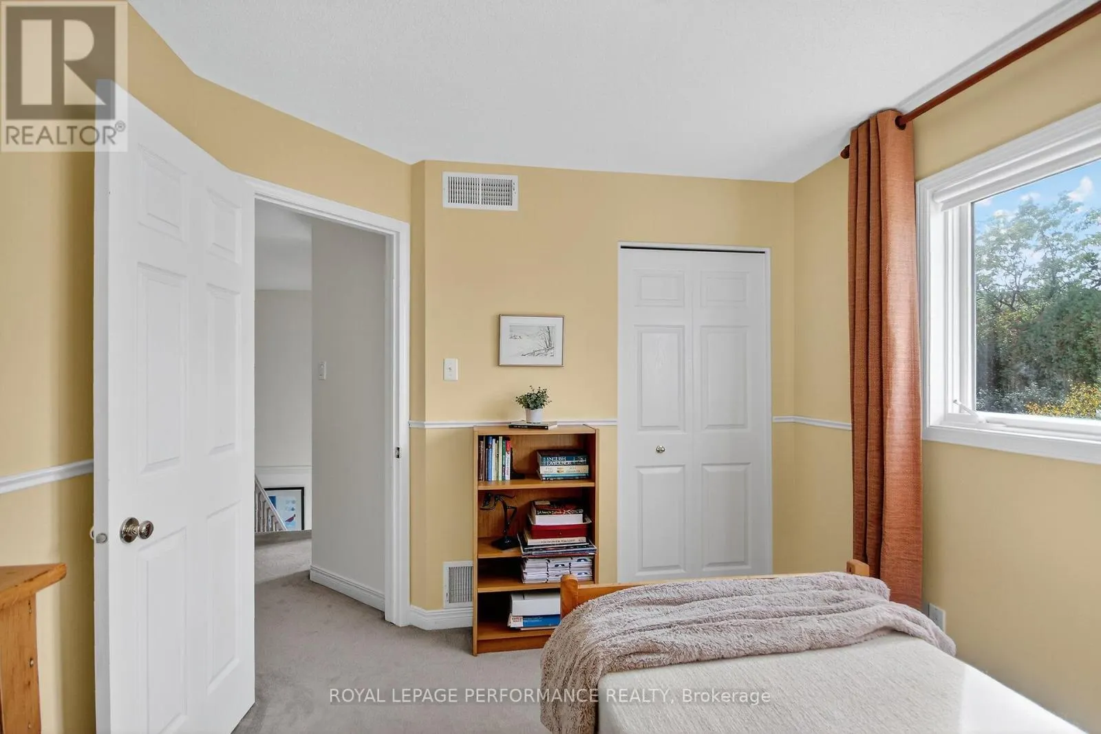159 LONGSHIRE CIRCLE