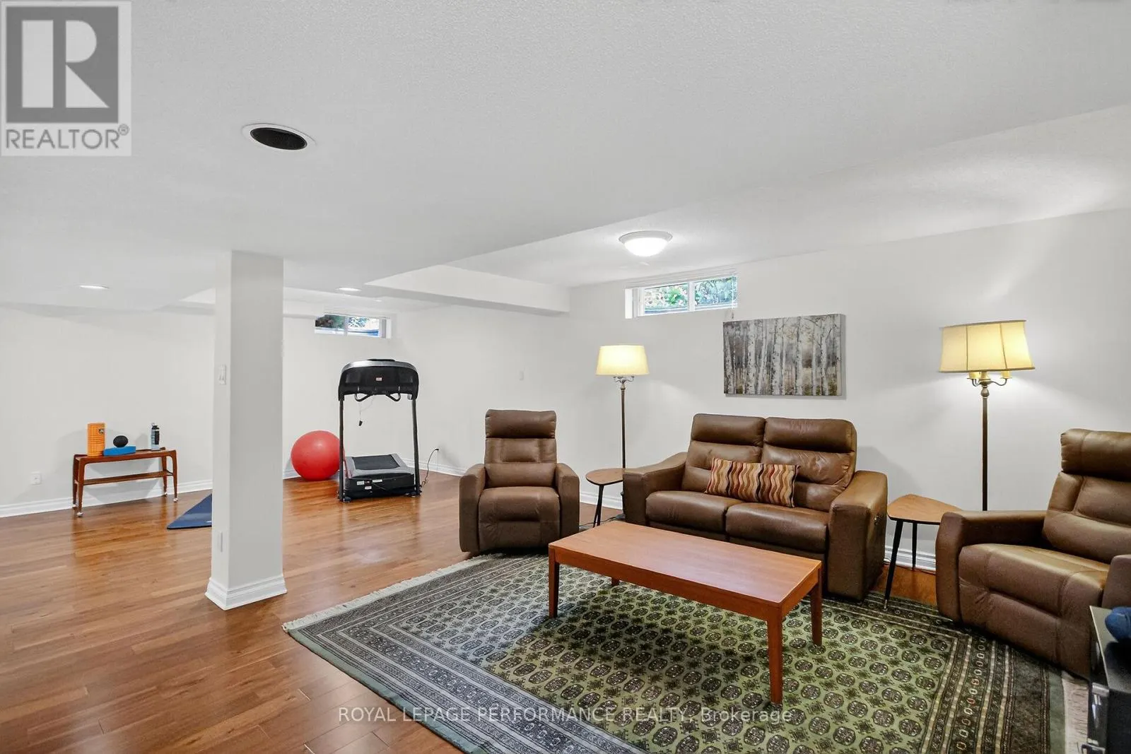 159 LONGSHIRE CIRCLE