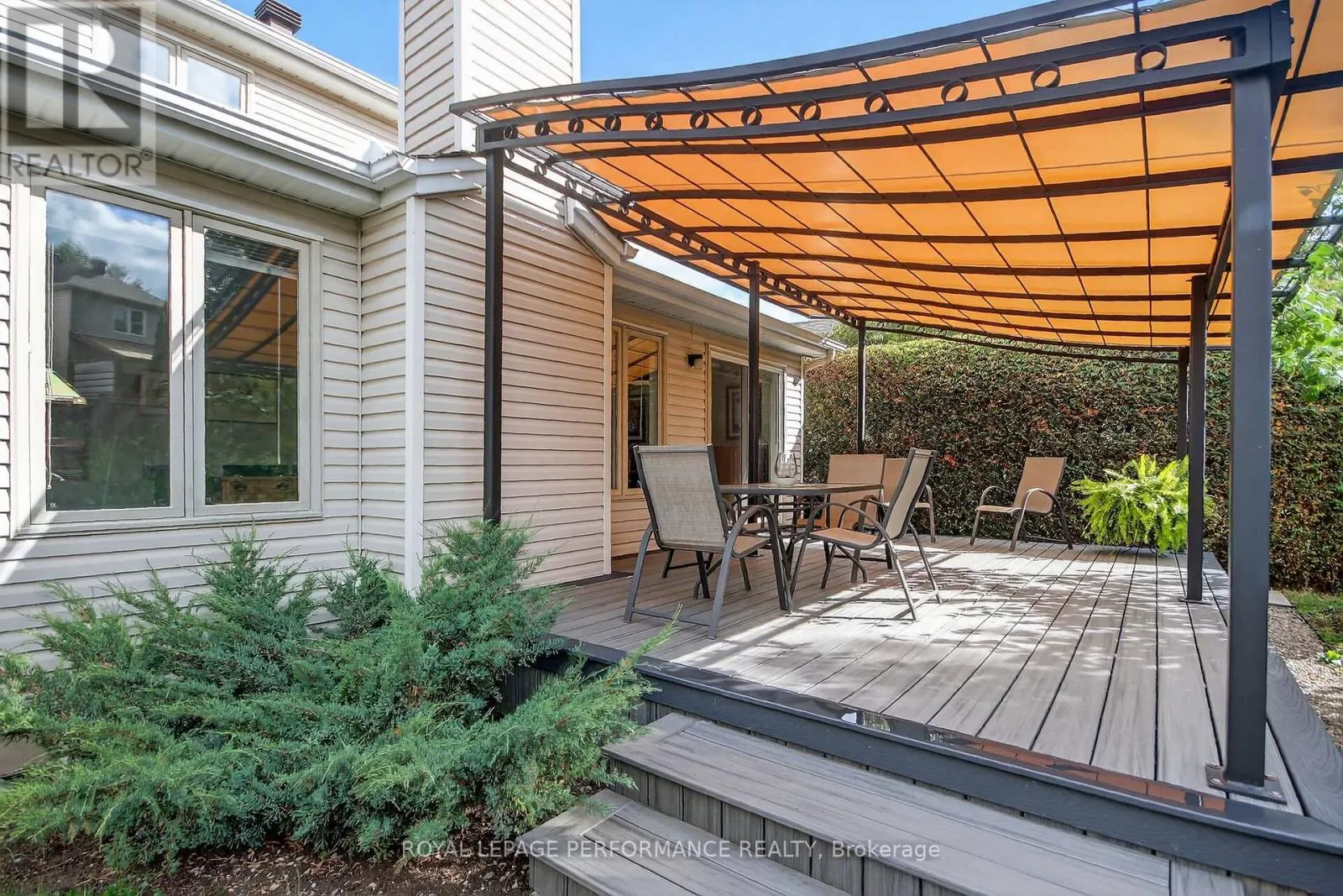 159 LONGSHIRE CIRCLE