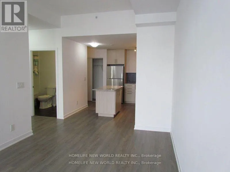 201 - 85 DUKE STREET W