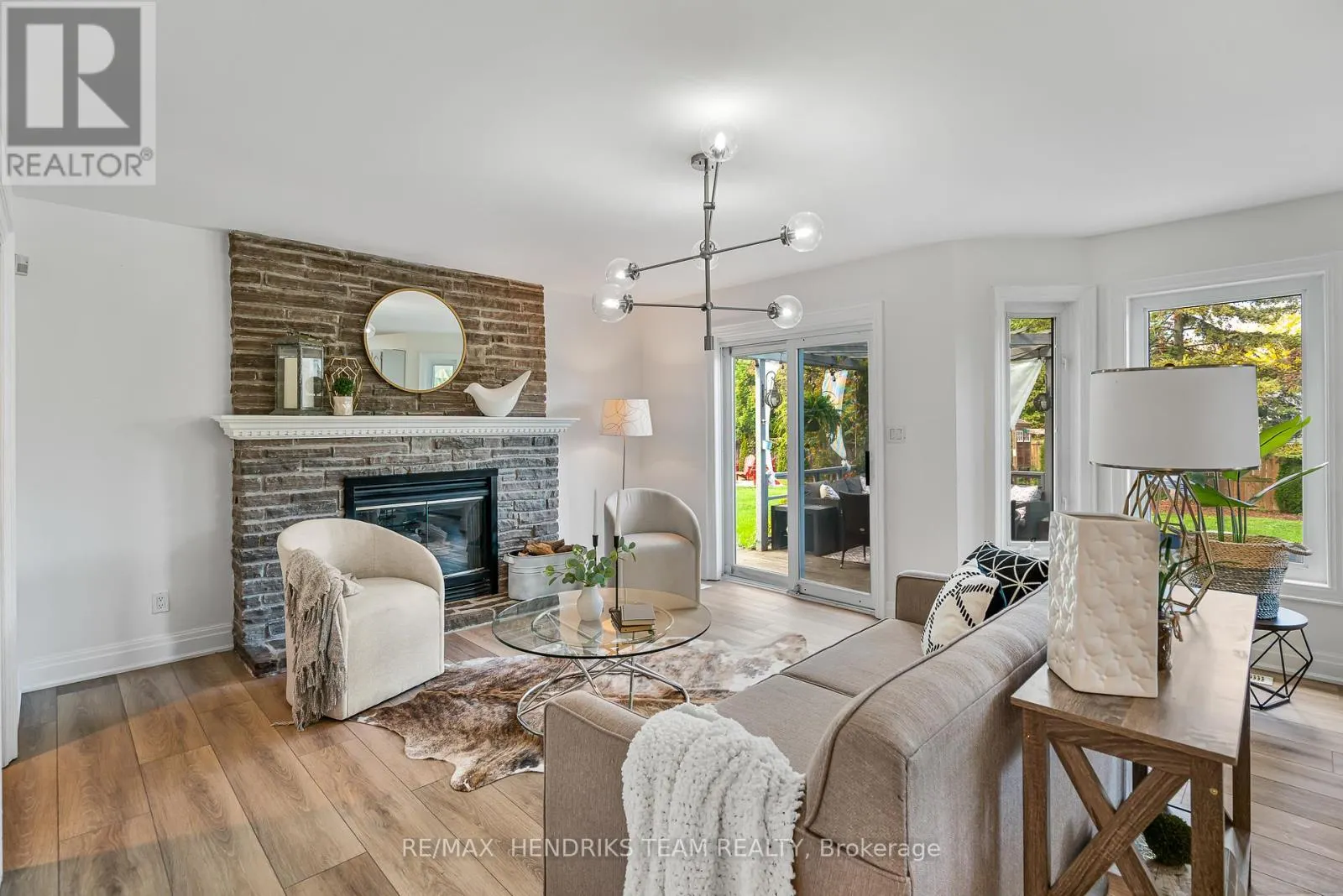 2905 BUTLER'S WALK