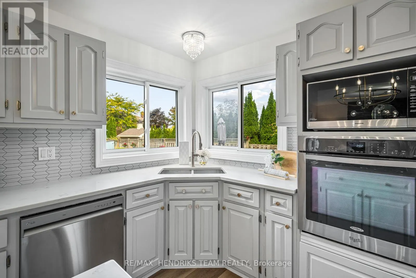 2905 BUTLER'S WALK