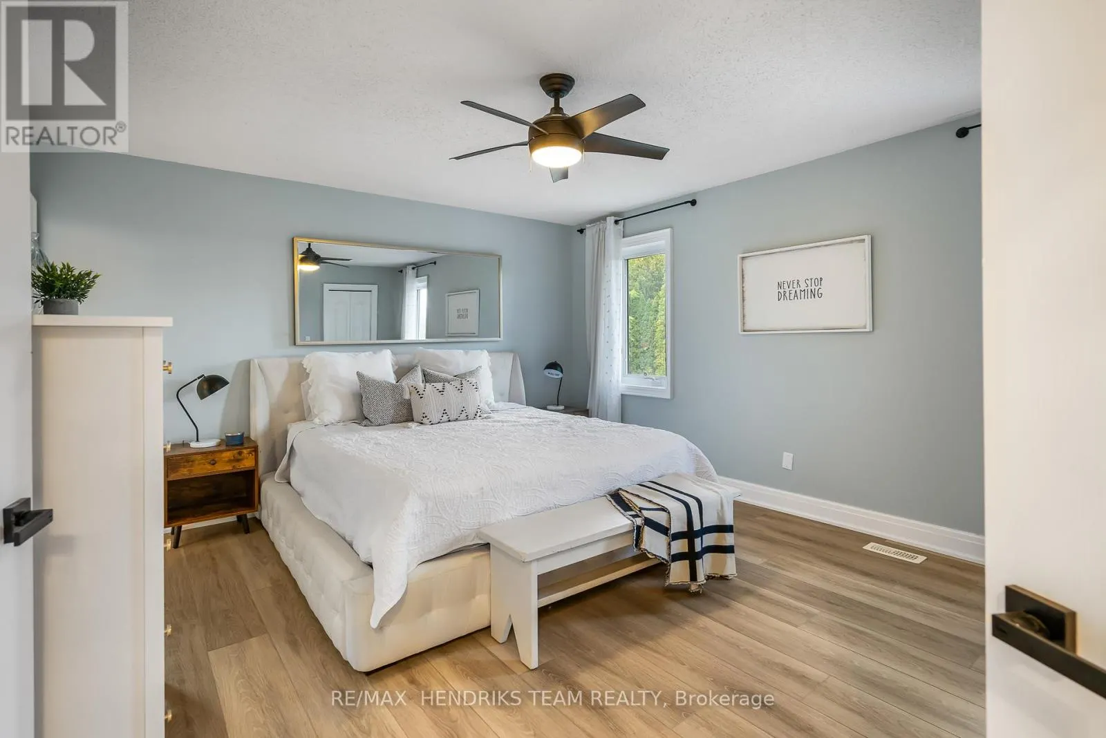 2905 BUTLER'S WALK