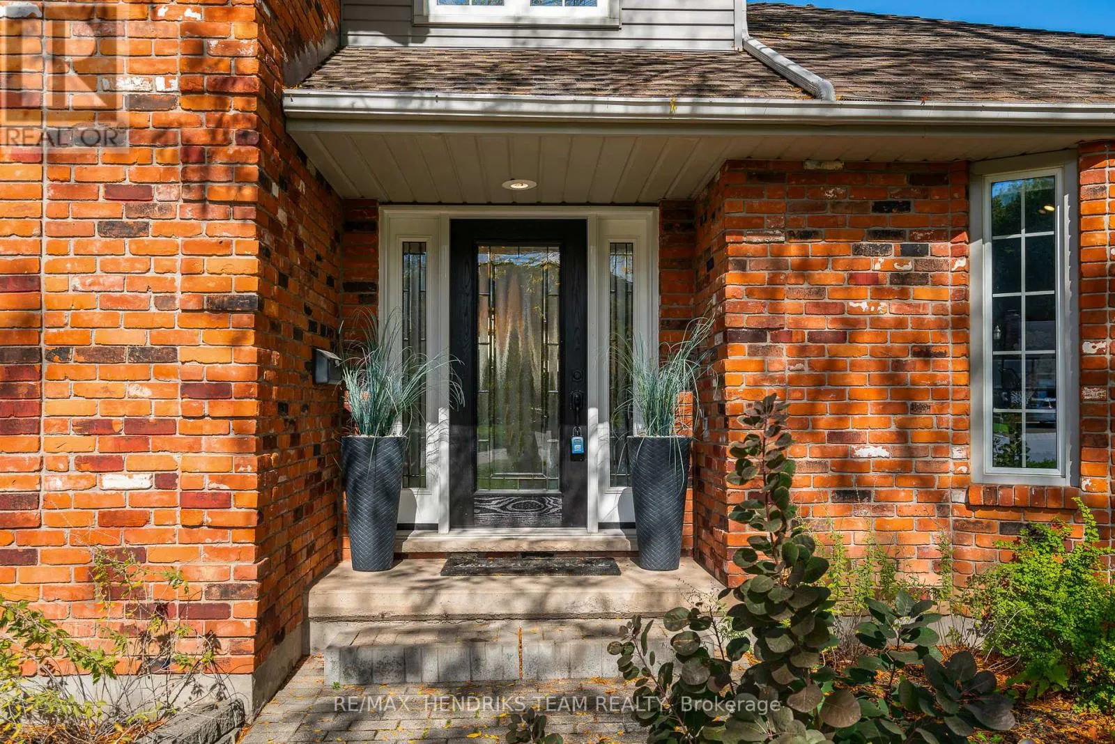 2905 BUTLER'S WALK