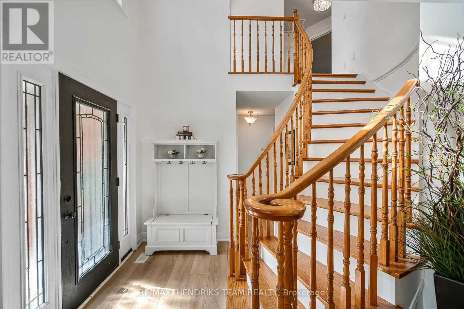 2905 BUTLER'S WALK