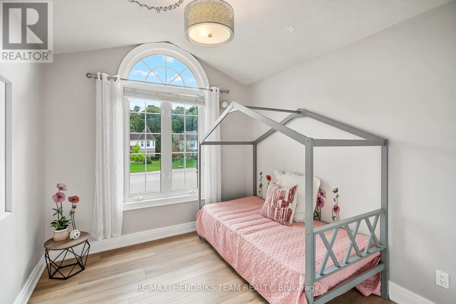 2905 BUTLER'S WALK