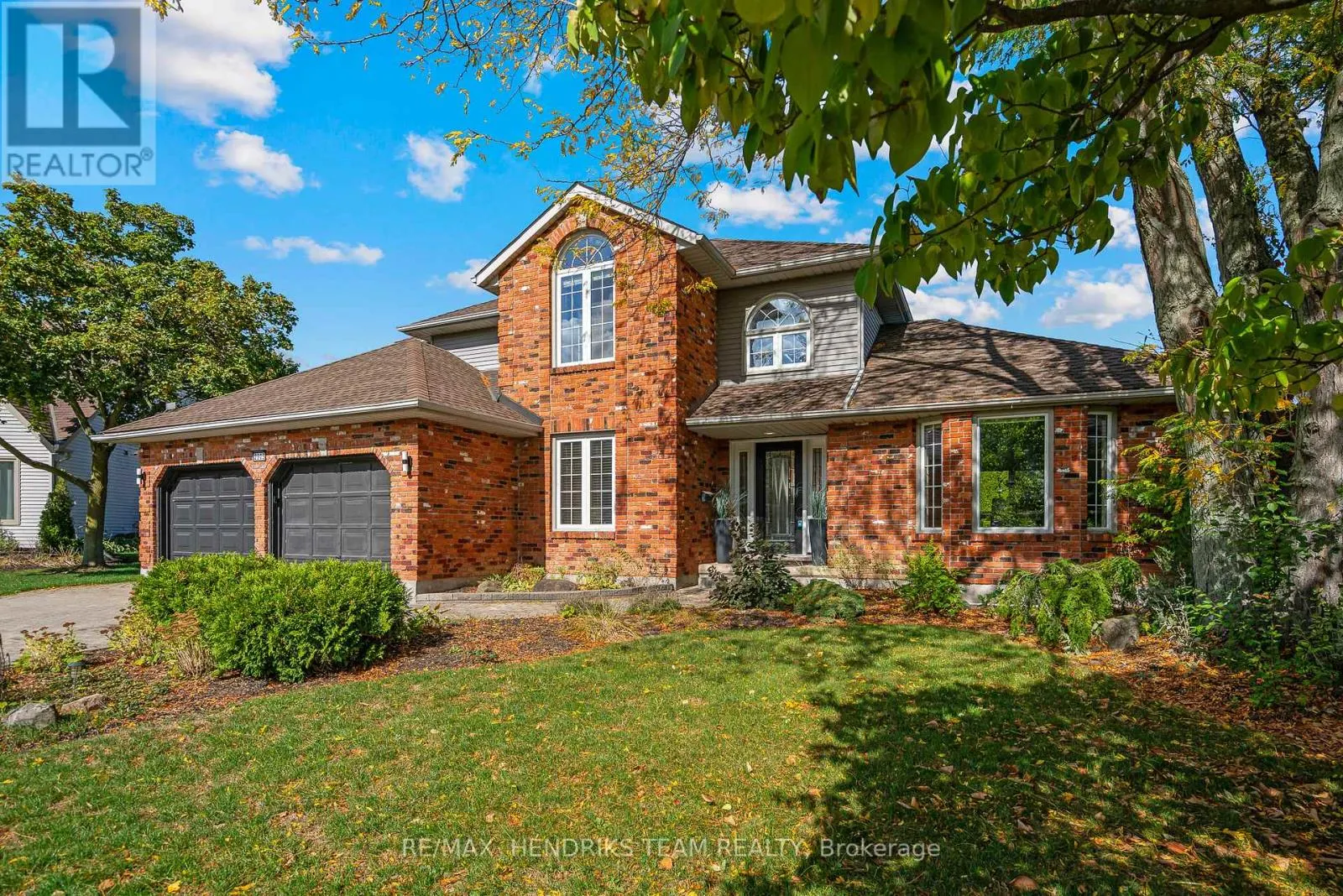 2905 BUTLER'S WALK