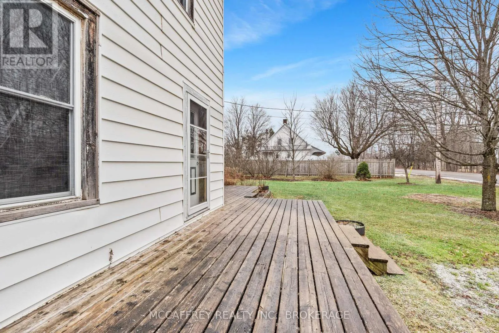 338 BURRIDGE ROAD E