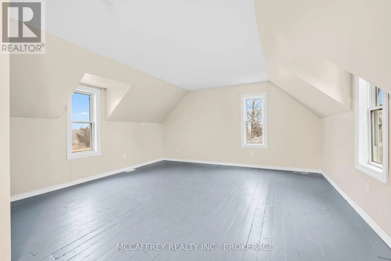 338 BURRIDGE ROAD E