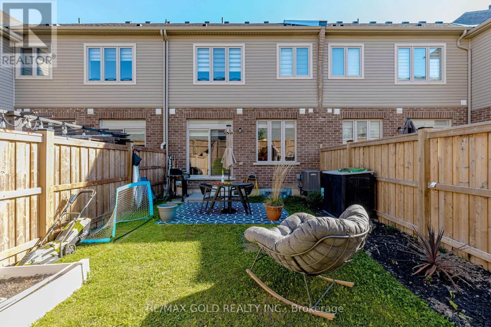 46 REISTWOOD DRIVE