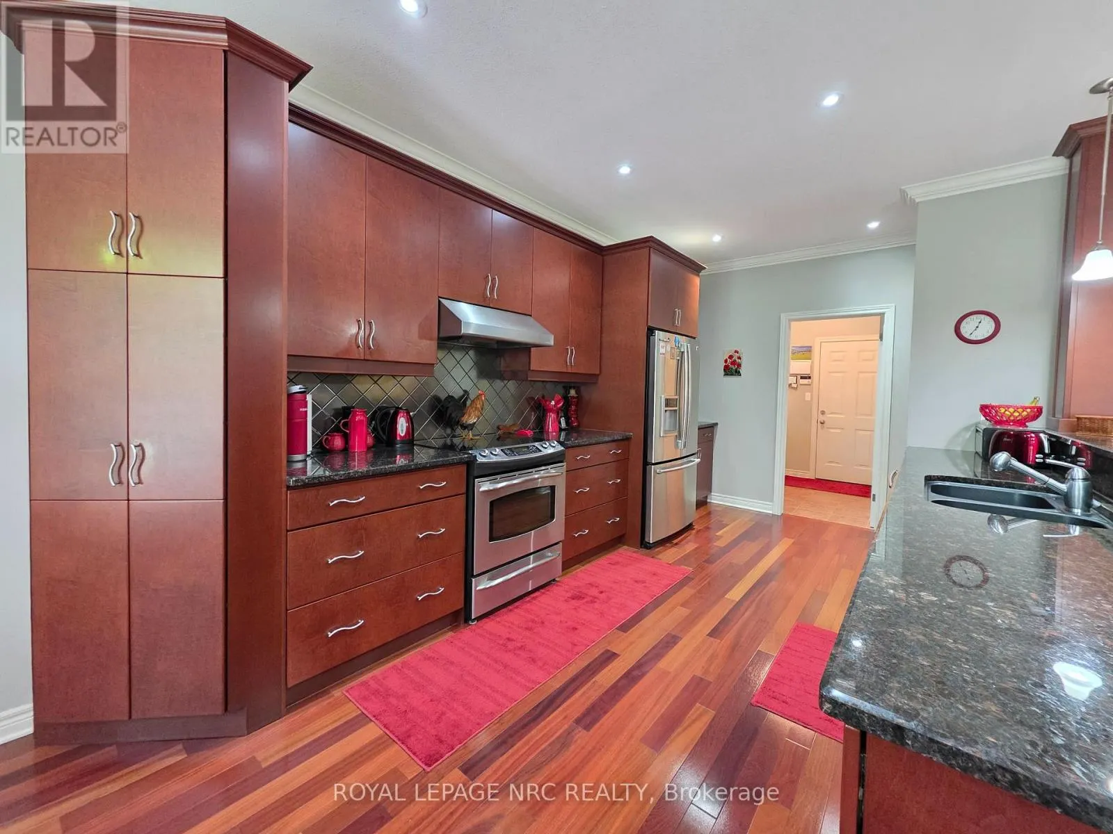44 MORRIS TRAIL