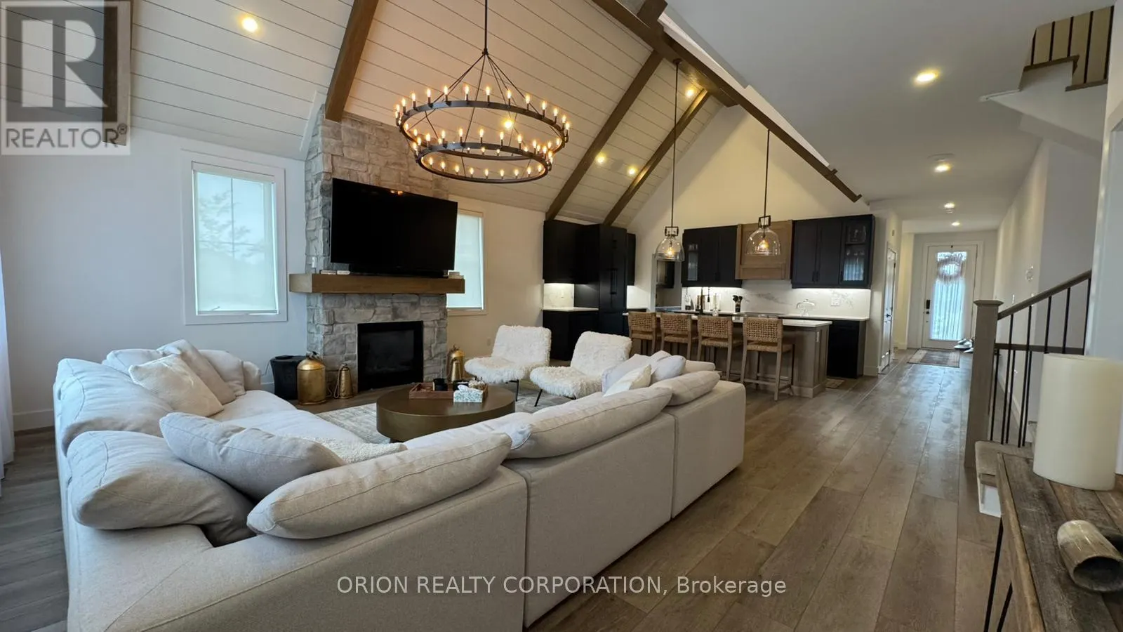 150 BLACK WILLOW CRESCENT