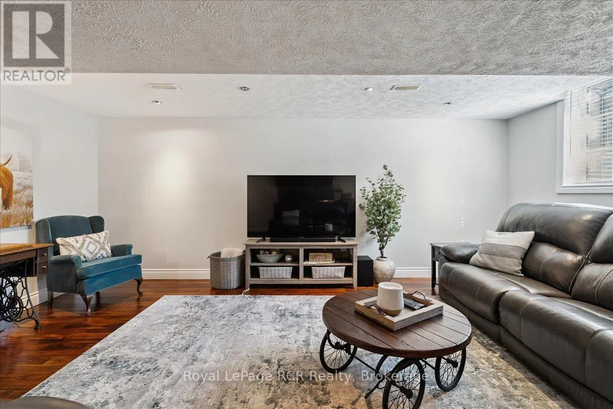 1807 8TH AVENUE W