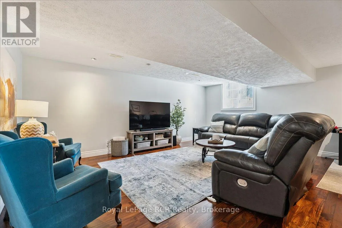 1807 8TH AVENUE W
