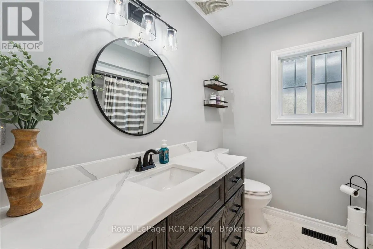 1807 8TH AVENUE W
