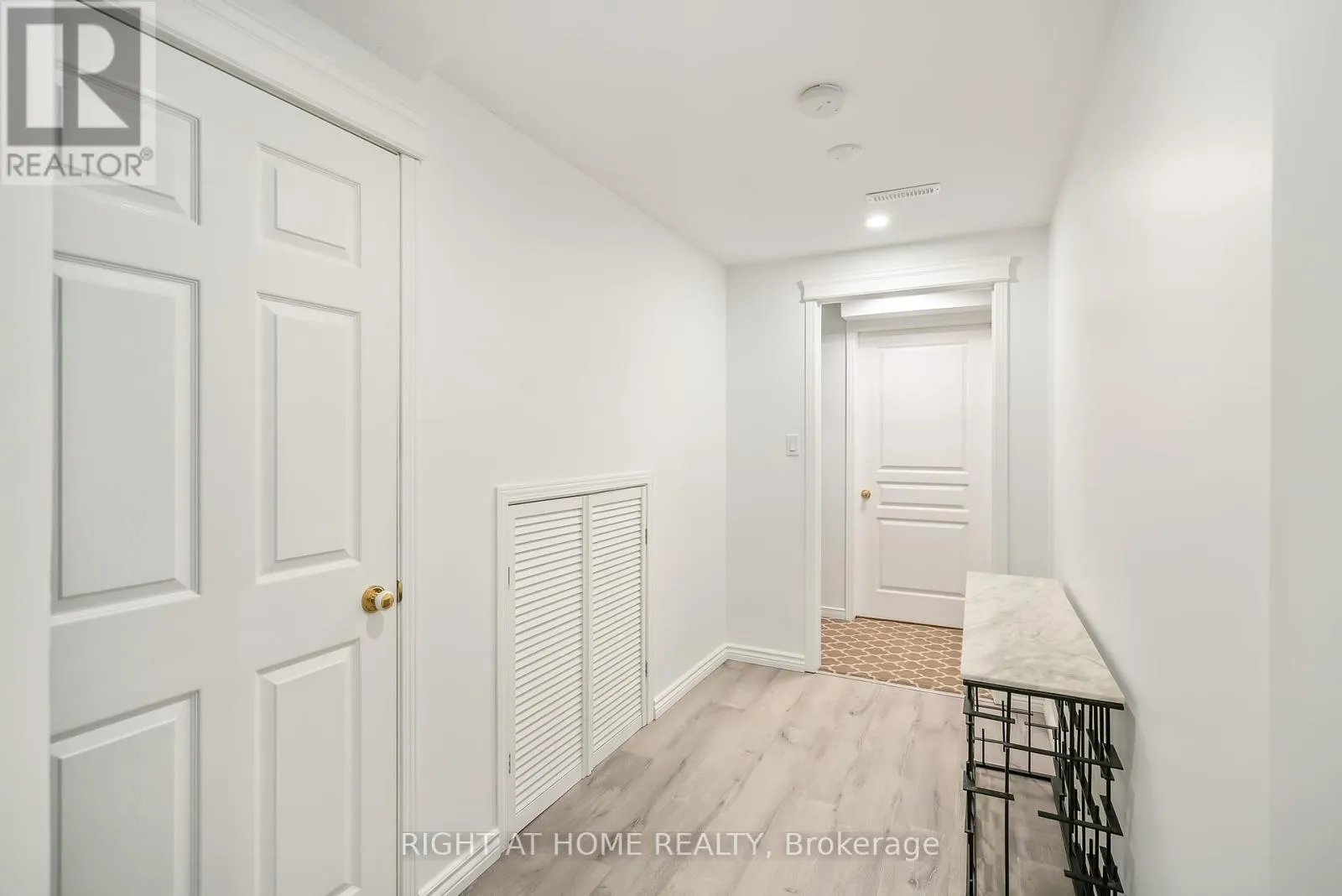 33 - 88 LAKEPORT ROAD