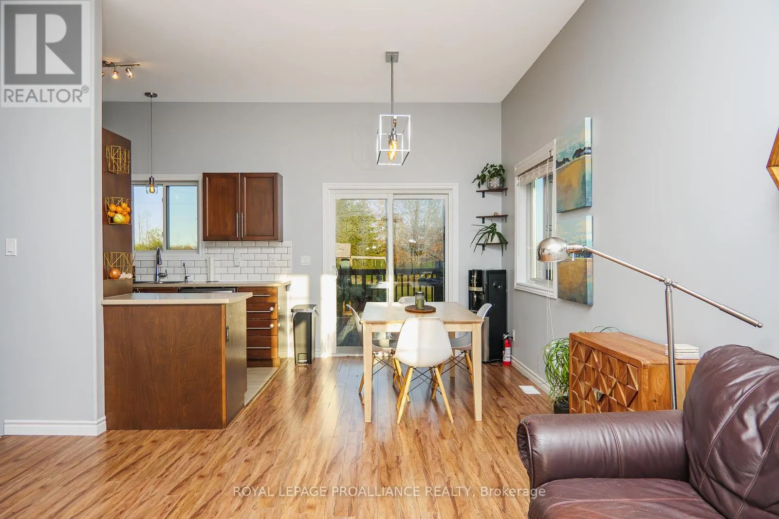236 ROSLIN ROAD