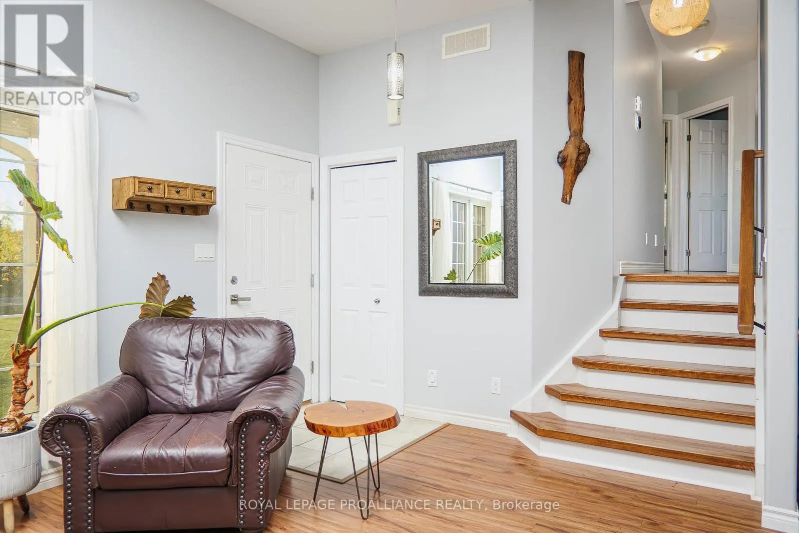 236 ROSLIN ROAD