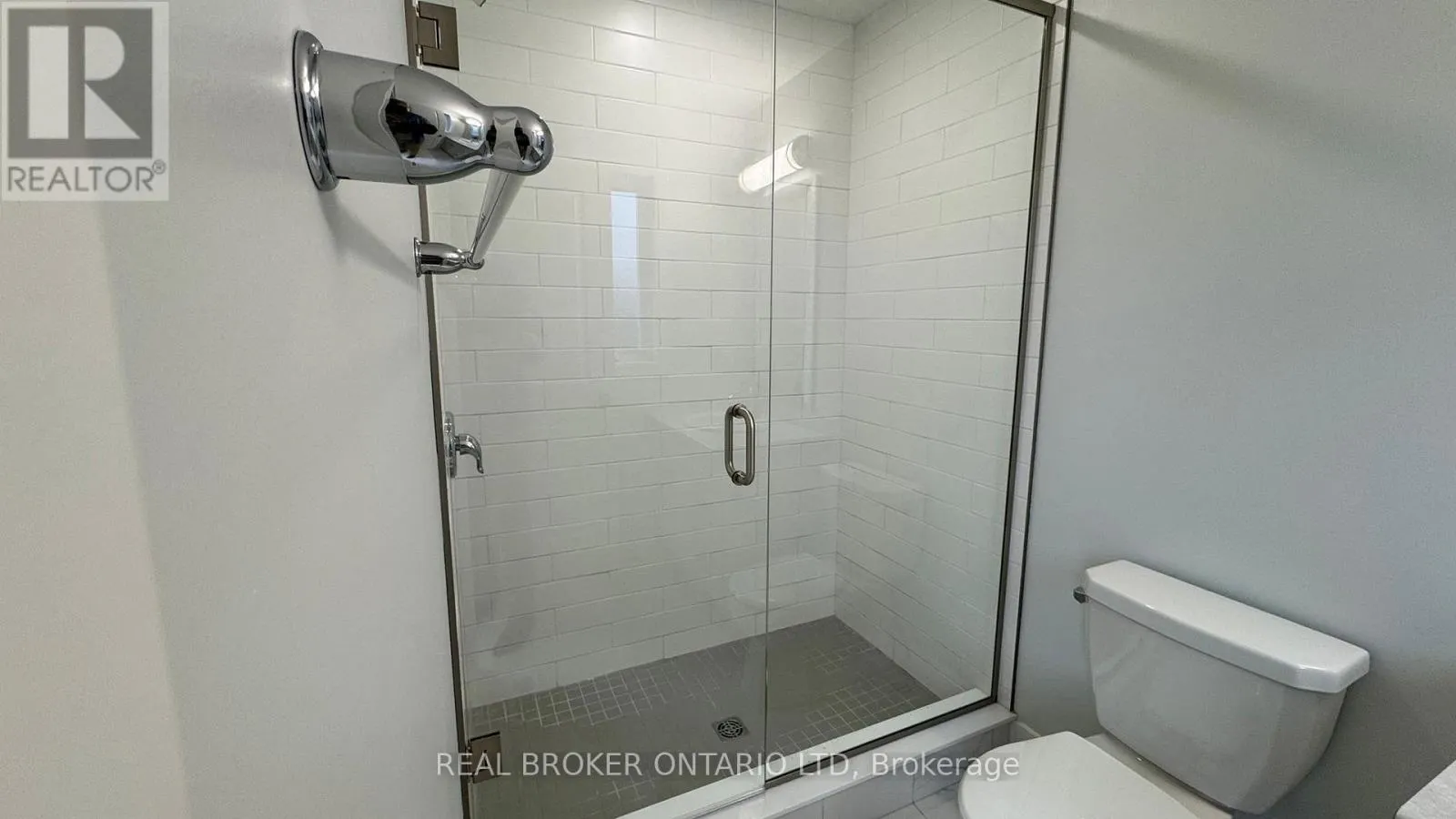 44 - 925 DEVERON CRESCENT, #44