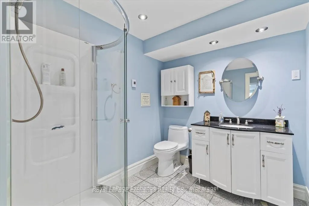 569 CREEKWOOD DRIVE