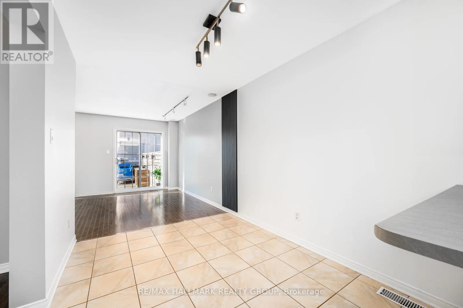 306 TABARET STREET